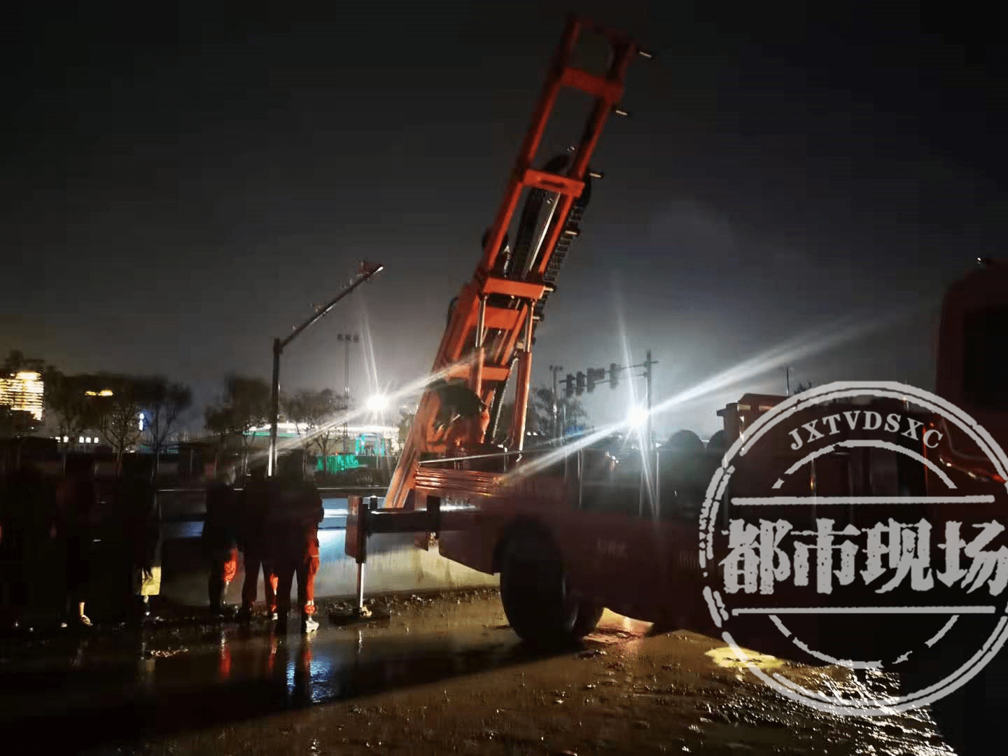 防守破绽频现,队员需紧急调整 防守破绽频现,队员需紧急调整