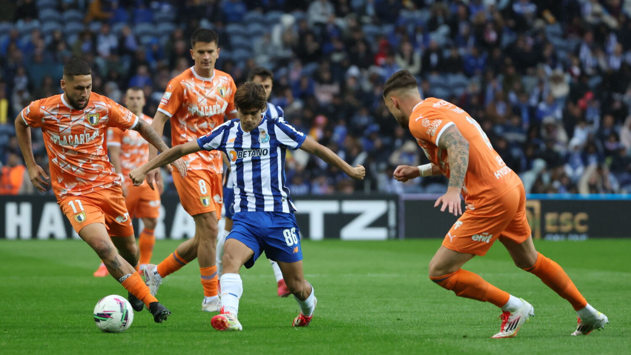 法国乒乓球队险胜日本乒乓球队,波尔统治全场的简单介绍 法国乒乓球队险胜日本乒乓球队,波尔统治全场的简单介绍